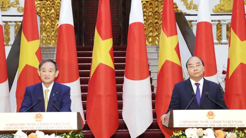 thủ tướng nguyễn xuân phúc và thủ tướng suga